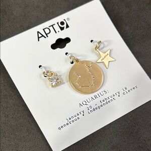 Apt. 9 Gold Aquarius Charm Set